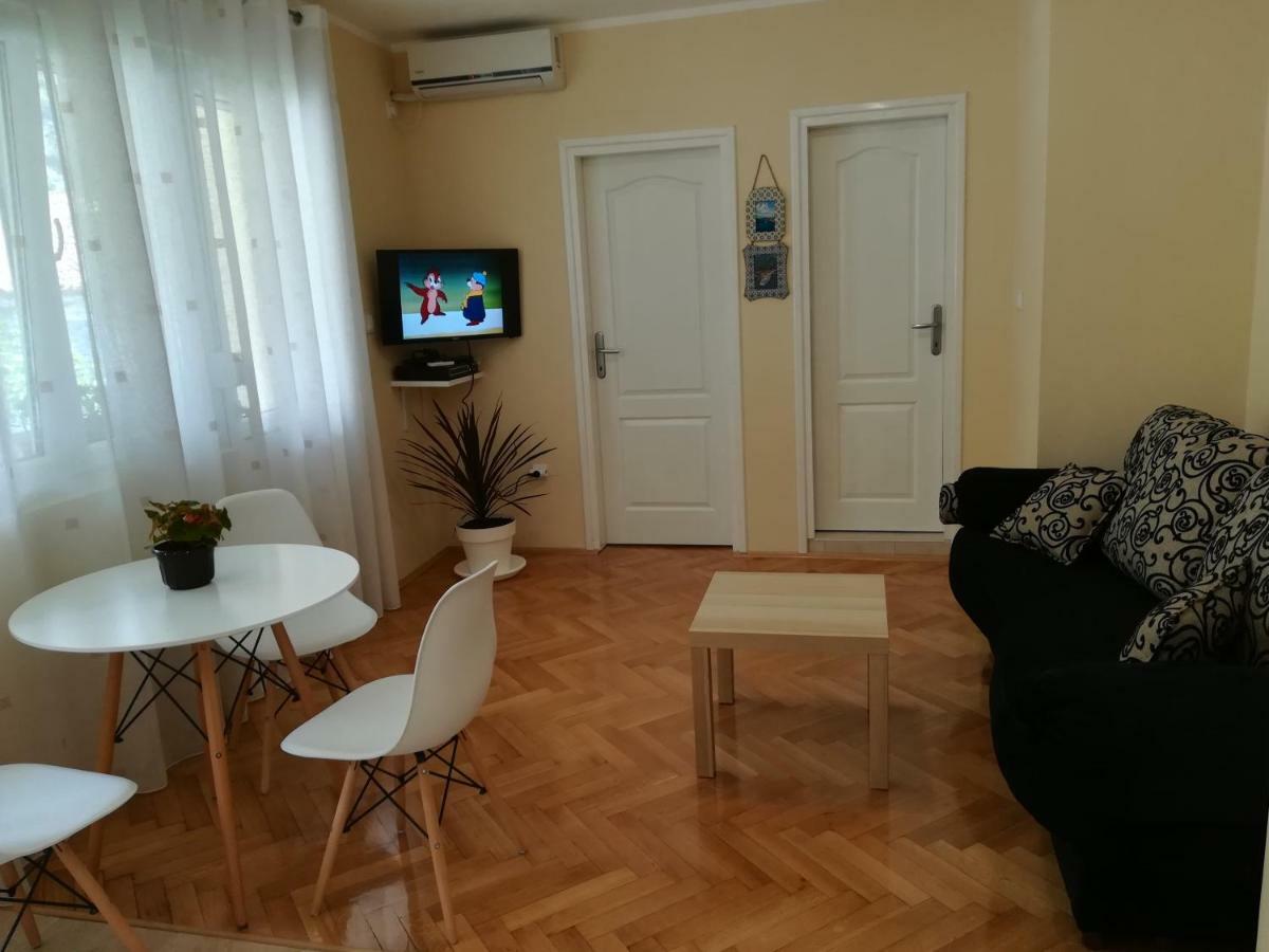 Apartment Nikolic Kotor Exterior foto
